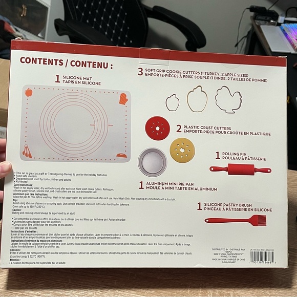 Celebrate it NEW Pie Baking Kit Fall Thanksgiving 9 Pieces Set Bakeware - Picture 5 of 6